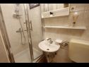Apartmani Oasis A1(4+2), A2(2+2), A3(2+2) Nin - Rivijera Zadar   - Apartman - A2(2+2): kupaonica s toaletom