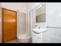Apartmani Ivan - modern & close to center: A1(4), A2(2+2) Nin - Rivijera Zadar   - Apartman - A1(4): kupaonica s toaletom