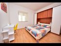 Apartmani Roko - 50 meters from sandy beach: A1 (2+2) Obrovac - Rivijera Zadar   - Apartman - A1 (2+2): spavaća soba