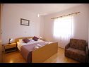 Apartmani Armitage - family friendly: A1(4), A2(4+1), A3(2+1), A4(2+1), A5(2+1) Privlaka - Rivijera Zadar   - Apartman - A4(2+1): spavaća soba