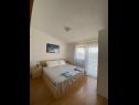 Apartmani Draga - comfortable & afordable: A1(2+2), A2(6), A3(2+2) Vir - Rivijera Zadar   - Apartman - A1(2+2): spavaća soba