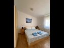 Apartmani Draga - comfortable & afordable: A1(2+2), A2(6), A3(2+2) Vir - Rivijera Zadar   - Apartman - A3(2+2): spavaća soba