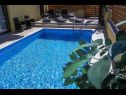 Apartmani Suza - relaxing & beautiful: A1(2+2), A2(4+2) Zadar - Rivijera Zadar   - bazen