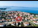 Apartmani Ivan Z2 - 250 m from beach: A2(4) Zadar - Rivijera Zadar   - kuća