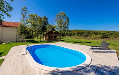  Green house - outdoor pool & BBQ: H(6+2) Plaški - Kontinentalna Hrvatska - Hrvatska