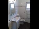 Apartmani Nikola M - 2 bedrooms: A4(4) Bol - Otok Brač   - Apartman - A4(4): kupaonica s toaletom