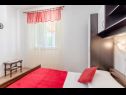 Apartmani Matko - 3 Bedrooms Apartment: A2(6) Mirca - Otok Brač   - Apartman - A2(6): spavaća soba