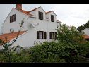 Apartmani Stone garden - cosy and comfy : A1(4), A2(2) Supetar - Otok Brač   - kuća