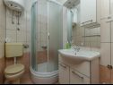 Apartmani Silvana - economy apartments : A1(4), A3(2+1), A2(2) Supetar - Otok Brač   - Apartman - A3(2+1): kupaonica s toaletom