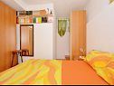 Apartmani Aurelija - 20 m from beach: A1(4+2), A2(4), A3(2+2) Arbanija - Otok Čiovo   - Apartman - A1(4+2): spavaća soba