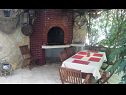 Kuća za odmor Filip - comfortable: H(6+2) Okrug Gornji - Otok Čiovo  - Hrvatska - roštilj