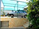 Apartmani Naki - terrace & free parking: Studio(2+1), A2(6+1) Slatine - Otok Čiovo   - parkiralište