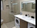 Apartmani Mila A1(4) Crikvenica - Rivijera Crikvenica   - Apartman - A1(4): kupaonica s toaletom