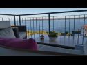 Apartmani Jela - terrace and sea view A1(4+2) Zavala - Otok Hvar   - Apartman - A1(4+2): terasa