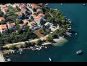 Apartmani Mondina - sea view and garden: A1(4), A2(3+1), SA3(2) Banjole - Istra   - plaža