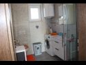 Apartmani Robert A1(4+2) Ližnjan - Istra   - Apartman - A1(4+2): kupaonica s toaletom