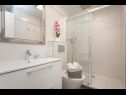 Apartmani Regent 2 - exclusive location: A1(2+2), SA(2) Rovinj - Istra   - Apartman - A1(2+2): kupaonica s toaletom