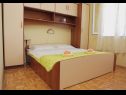 Apartmani Liza - 80 M from the sea : SA1(2), A2(2), A3(3) Korčula - Otok Korčula   - Apartman - A3(3): spavaća soba