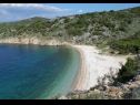 Kuća za odmor Bernardica - on cliffs above sea: H(6+2) Vrbnik - Otok Krk  - Hrvatska - plaža
