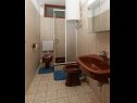 Apartmani Ivan - 50 m from sea : A1 Danijela (4+1), A2 Lara (2) Mali Lošinj - Otok Lošinj   - Apartman - A1 Danijela (4+1): kupaonica s toaletom