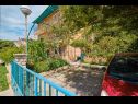 Apartmani Giuseppe - green terrace: A1(4) Mali Lošinj - Otok Lošinj   - parkiralište (kuća i okolica)