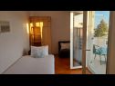 Apartmani Mirjana: sea view & balcony: A1 MN (2+1), A2 JN (2+1) Baška Voda - Rivijera Makarska   - Apartman - A1 MN (2+1): dnevni boravak