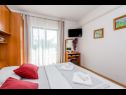 Apartmani Goge - 90 m from the beach: A1(4), SA2(2) Gradac - Rivijera Makarska   - Apartman - A1(4): spavaća soba