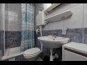 Apartmani Vlatko - affordable & cosy: SA1(4), SA2(2+2), SA3(2+2) Krvavica - Rivijera Makarska   - Studio apartman - SA3(2+2): kupaonica s toaletom