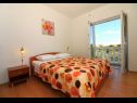 Apartmani Slađa - 150 m from beach: A1(4+1), A2(4+1) Jezera - Otok Murter   - Apartman - A2(4+1): spavaća soba