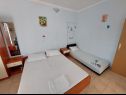 Apartmani Bor - 20 meters from beach: SA3(2+1), A1(4+1), A2(4+1) Kraj - Otok Pašman   - Studio apartman - SA3(2+1): spavaća soba