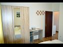 Apartmani Zdravko - comfortable & close to the sea: A1(4), A2(2+1), A3(4), A4(2+1) Orebić - Poluotok Pelješac   - Apartman - A4(2+1): spavaća soba