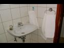 Apartmani Miho SA1(2), SA2(2), SA3(2), SA4(2) Orebić - Poluotok Pelješac   - Studio apartman - SA1(2), SA2(2): kupaonica s toaletom