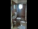 Apartmani Ankica - pool & garden A1(9), A2(8) Kampor - Otok Rab   - Apartman - A1(9): kupaonica s toaletom