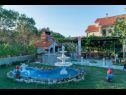 Apartmani Mig - with beautiful garden: A1(2+1), A3(4+1), A4(4+1) Supetarska Draga - Otok Rab   - dvorište