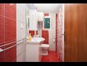 Apartmani Per - comfortable  family apartments A1(2+2), A2(4+1), A3(2+2) Grebaštica - Rivijera Šibenik   - Apartman - A3(2+2): kupaonica s toaletom