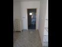 Apartmani Gorde - air conditioning: Sunce (2) Primošten - Rivijera Šibenik   - Apartman - Sunce (2): hodnik