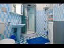 Apartmani Modri Dragulj - with pool : A1(2), A2(4), A3(4) Ražanj - Rivijera Šibenik   - Apartman - A1(2): kupaonica s toaletom