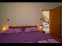 Apartmani Marija - by the sea: A4(2+2), A5(2+2) Rogoznica - Rivijera Šibenik   - Apartman - A4(2+2): spavaća soba