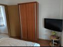 Apartmani Jak - parking and BBQ: A1(2), A2(2), A3(4) Vodice - Rivijera Šibenik   - Apartman - A3(4): spavaća soba