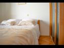 Apartmani Daira - great location A1(2), A2(2), A3(4) Stomorska - Otok Šolta   - Apartman - A2(2): spavaća soba