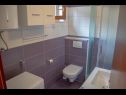 Apartmani Daira - great location A1(2), A2(2), A3(4) Stomorska - Otok Šolta   - Apartman - A3(4): kupaonica s toaletom