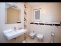 Apartmani Darko - spacious: A1(6+1) Split - Rivijera Split   - Apartman - A1(6+1): kupaonica s toaletom