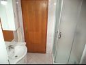 Apartmani Mario - apartment with pool: A1(6+2) Marina - Rivijera Trogir   - Apartman - A1(6+2): kupaonica s toaletom