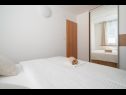 Apartmani Lux 2 - heated pool: A2(4+2), A3(4+2) Marina - Rivijera Trogir   - Apartman - A2(4+2): spavaća soba