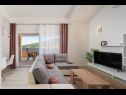 Apartmani Lux 2 - heated pool: A2(4+2), A3(4+2) Marina - Rivijera Trogir   - Apartman - A3(4+2): dnevni boravak