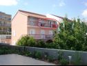Apartmani Anđelka - 50 m from beach: A3(9), A4(4), A5(2) Marina - Rivijera Trogir   - Apartman - A4(4): apartman