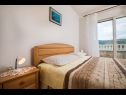 Apartmani Jasna - 20m from the sea: A1(4+1), A2(4+1) Poljica (Marina) - Rivijera Trogir   - Apartman - A1(4+1): spavaća soba