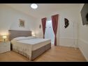 Apartmani Kati - garden: A1(4), A2(2+1) Seget Donji - Rivijera Trogir   - Apartman - A2(2+1): spavaća soba
