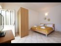 Apartmani Mare - 30 m from pebble beach: SA1(2), SA2(2), A3(4), A4(4), A5(8) Seget Vranjica - Rivijera Trogir   - Studio apartman - SA1(2): interijer