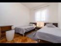 Apartmani Stipe - 25m from the sea: A1(4+1) Sevid - Rivijera Trogir   - Apartman - A1(4+1): spavaća soba